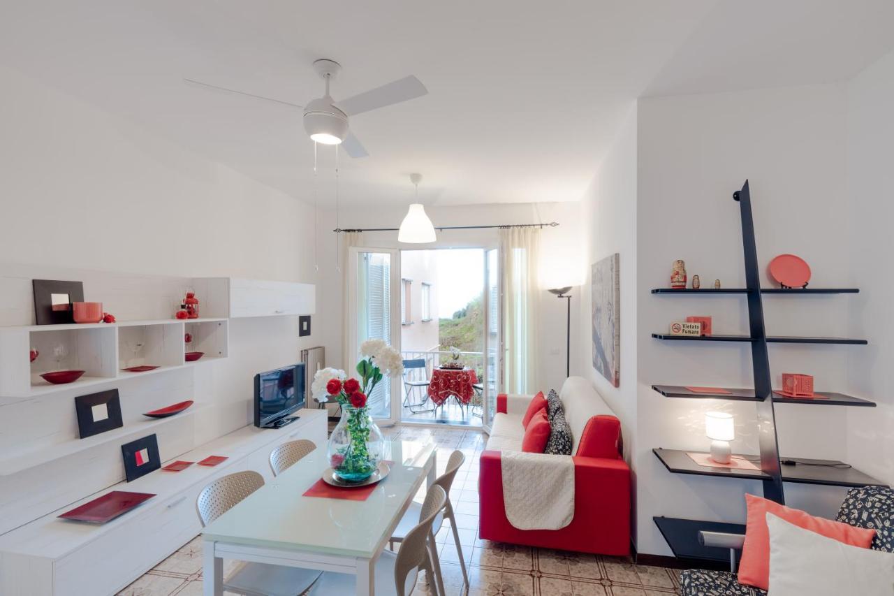 086 - Sunshine Home, 5 Minuti Dalla Spiaggia - Parcheggio Privato Gratis Incluso Ospedaletti Bagian luar foto