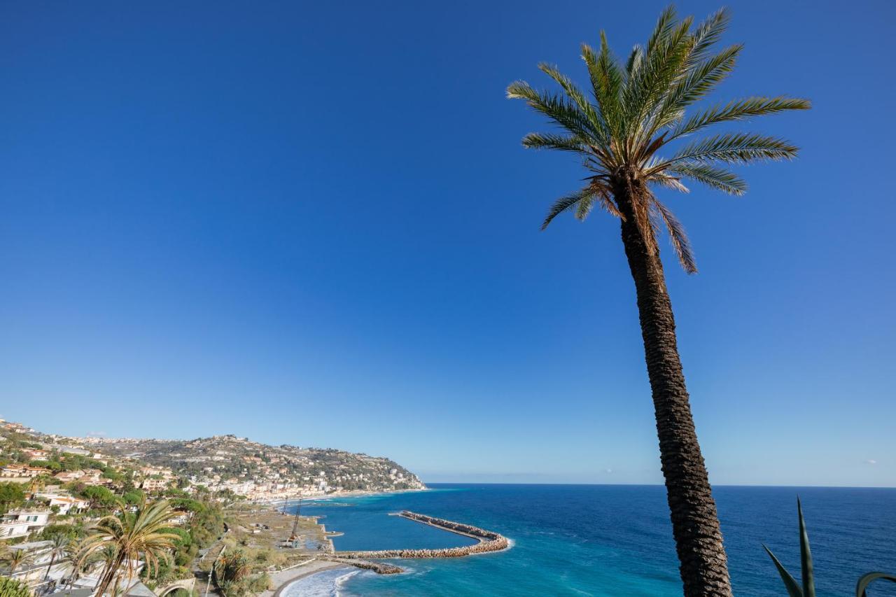 086 - Sunshine Home, 5 Minuti Dalla Spiaggia - Parcheggio Privato Gratis Incluso Ospedaletti Bagian luar foto